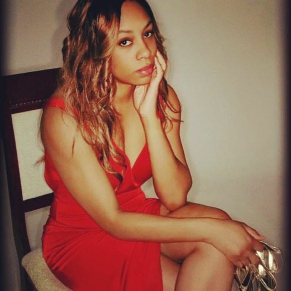 Dress - Picture 1 of 5